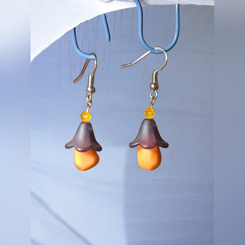 Handmade Orange and Black Halloween Earrings NWT